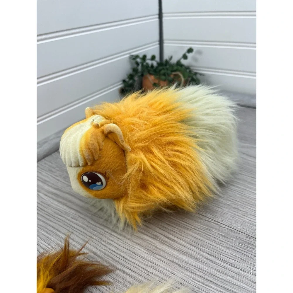 Little Live Pets Mama Surprise Soft Interactive Mama Guinea Pig & 2 Babies Works